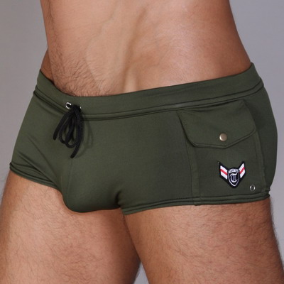 Les shortys de bain